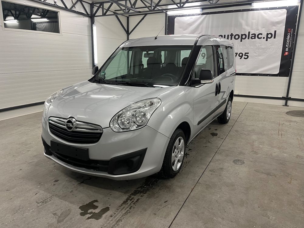 Opel Combo D 2016