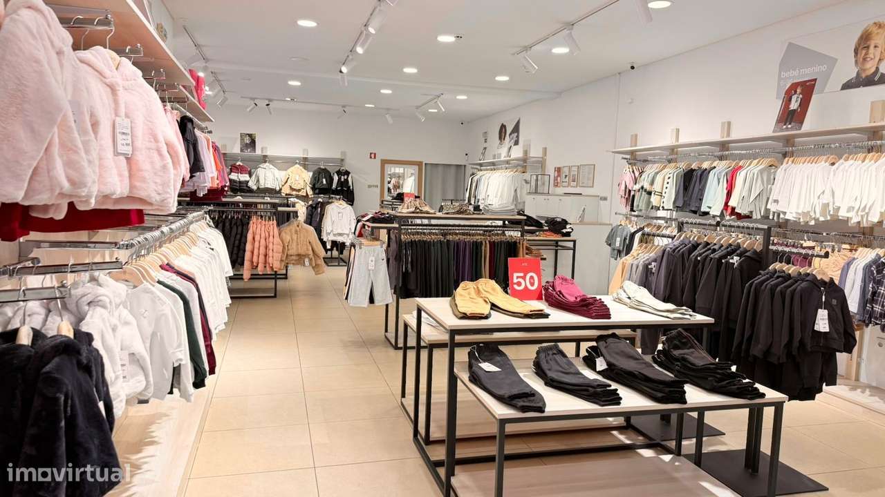 Trespasse de Loja de Roupas Infantis!-9
