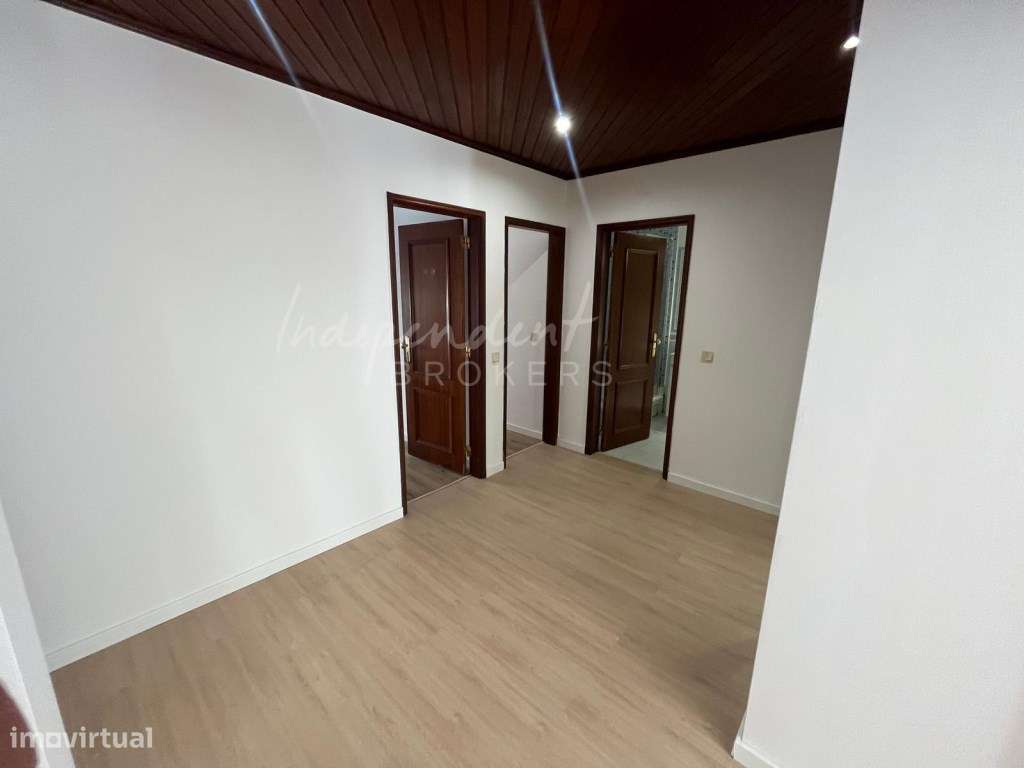Apartamento T2 deslumbrante em São Sebastião - Setúbal - Grande imagem: 2/24