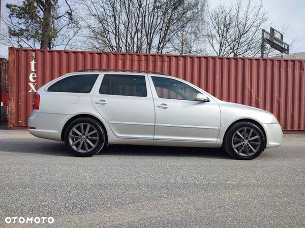 Skoda Octavia 2.0 TFSI RS - 2