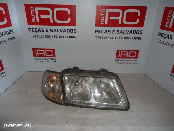 Farol Audi 3 de 1999 - 1