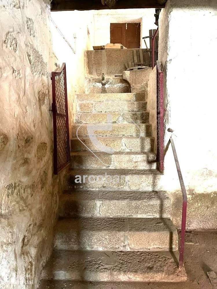 Quinta p/ restaurar com 3.500m2 -  Couto - Arcos de Valdevez-5