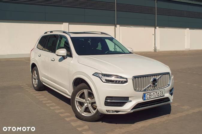 Volvo XC 90 T5 AWD Momentum - 2