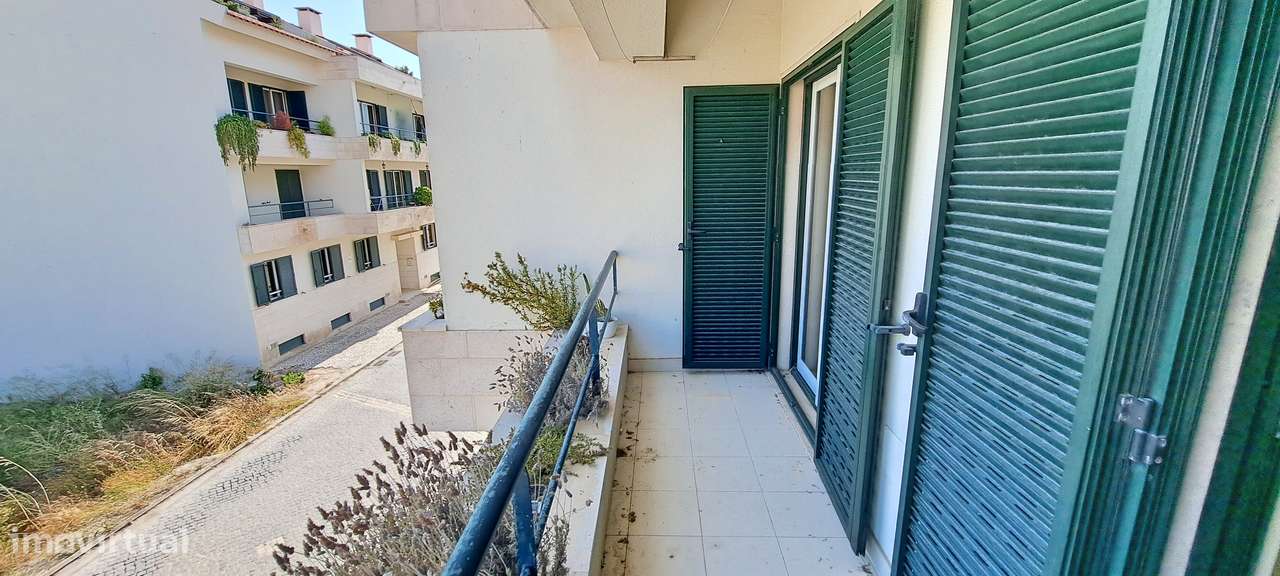 Apartamento T4  152m2 , Lugar estacionamento junto á praia  Alcochete.-5