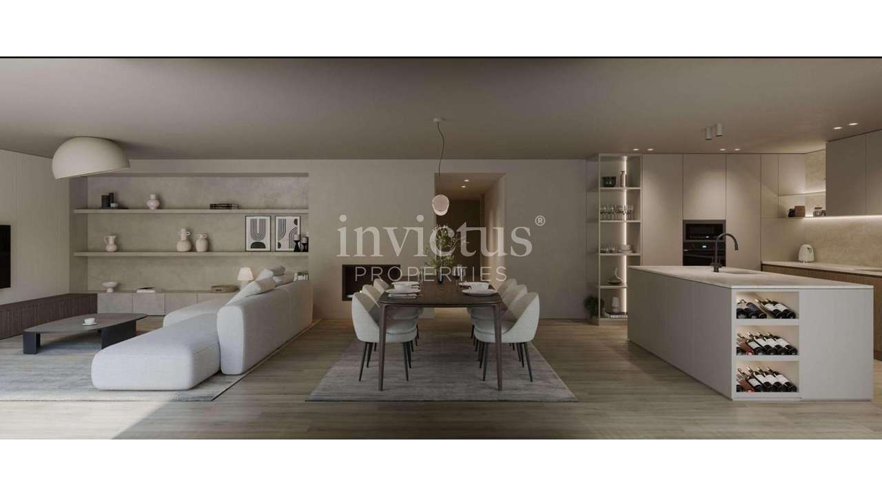 Fantástico T5 em Condomínio - Ramalde-25