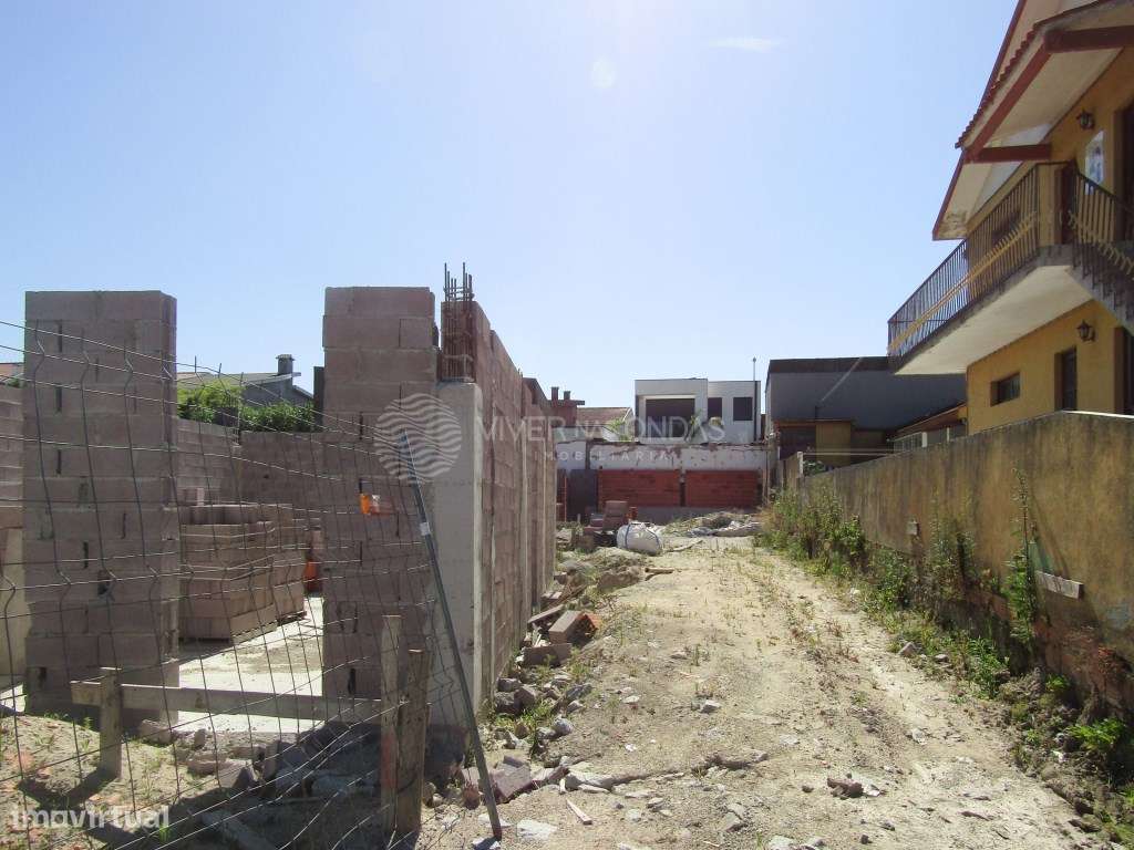 Moradia T3 em Início de Construção - Terreno com Projeto Aprovado - Grande imagem: 4/24
