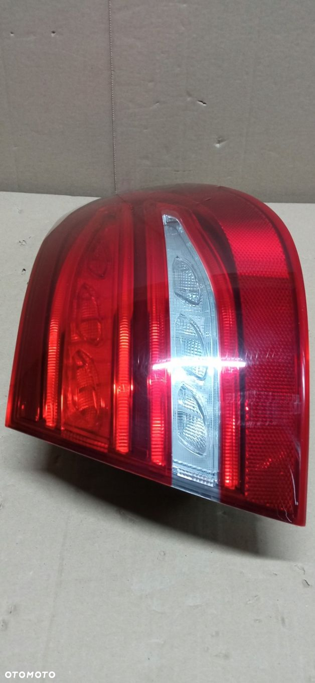 MERCEDES C KLASA 205 C-KLASA KOMBI LED 14-17 LAMPA TYŁ TYLNA PRAWA 1134012 - 7