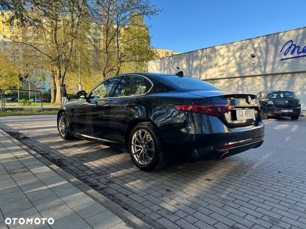 Alfa Romeo Giulia 2.0 Turbo Super - 3