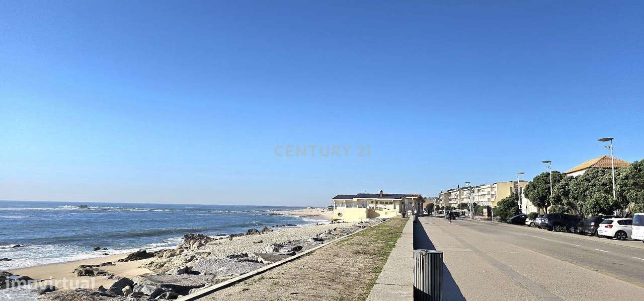Moradia T4 Bi-Familiar em Primeira Linha de Mar – Vila do Conde-28