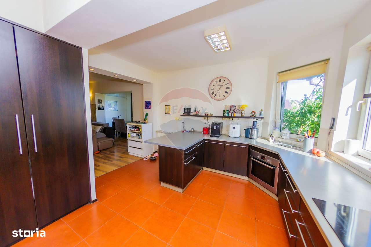 Casă în Bozânta Mare de vânzare - Imagine principală: 2/12