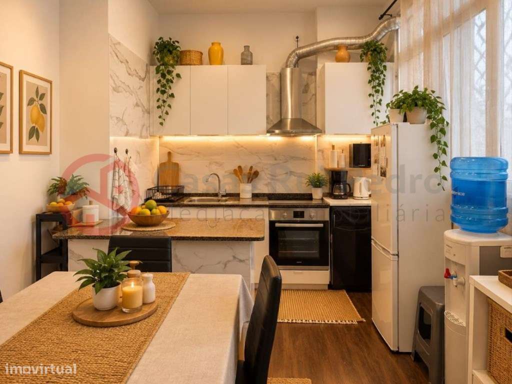 Loja Transformada em Dois Apartamentos Remodelados, Excelente Oport...-5
