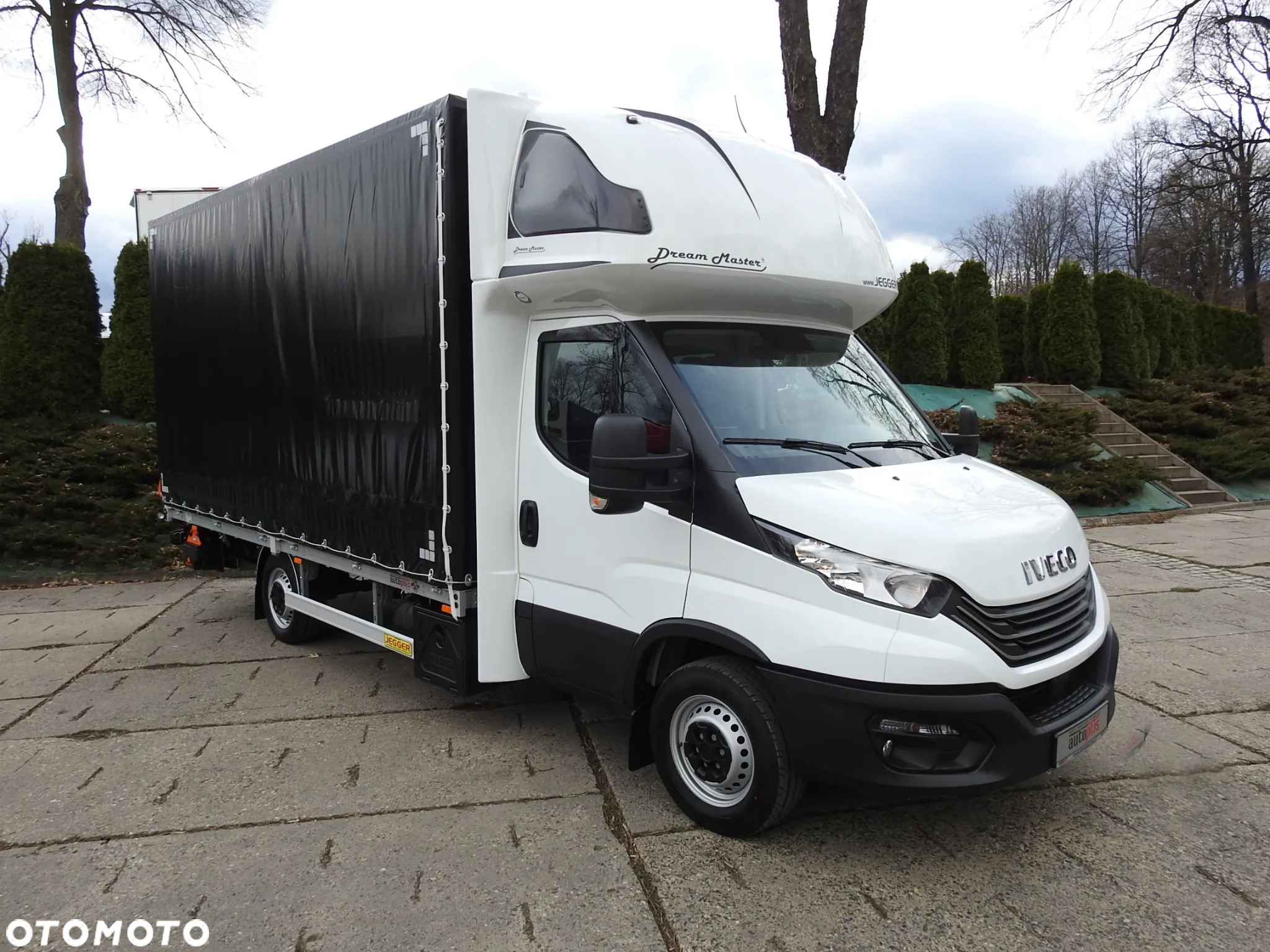 Iveco DAILY 35S18 NOWY PLANDEKA WINDA 9 PALET WEBASTO KLIMATYZACJA TEMPOMAT ASO GWARANCJA 180KM [ 518672 ] - 24