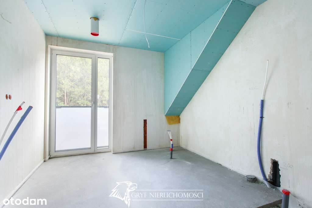 -Przestronny dom z dwoma garażami w otoczeniu lasu-19