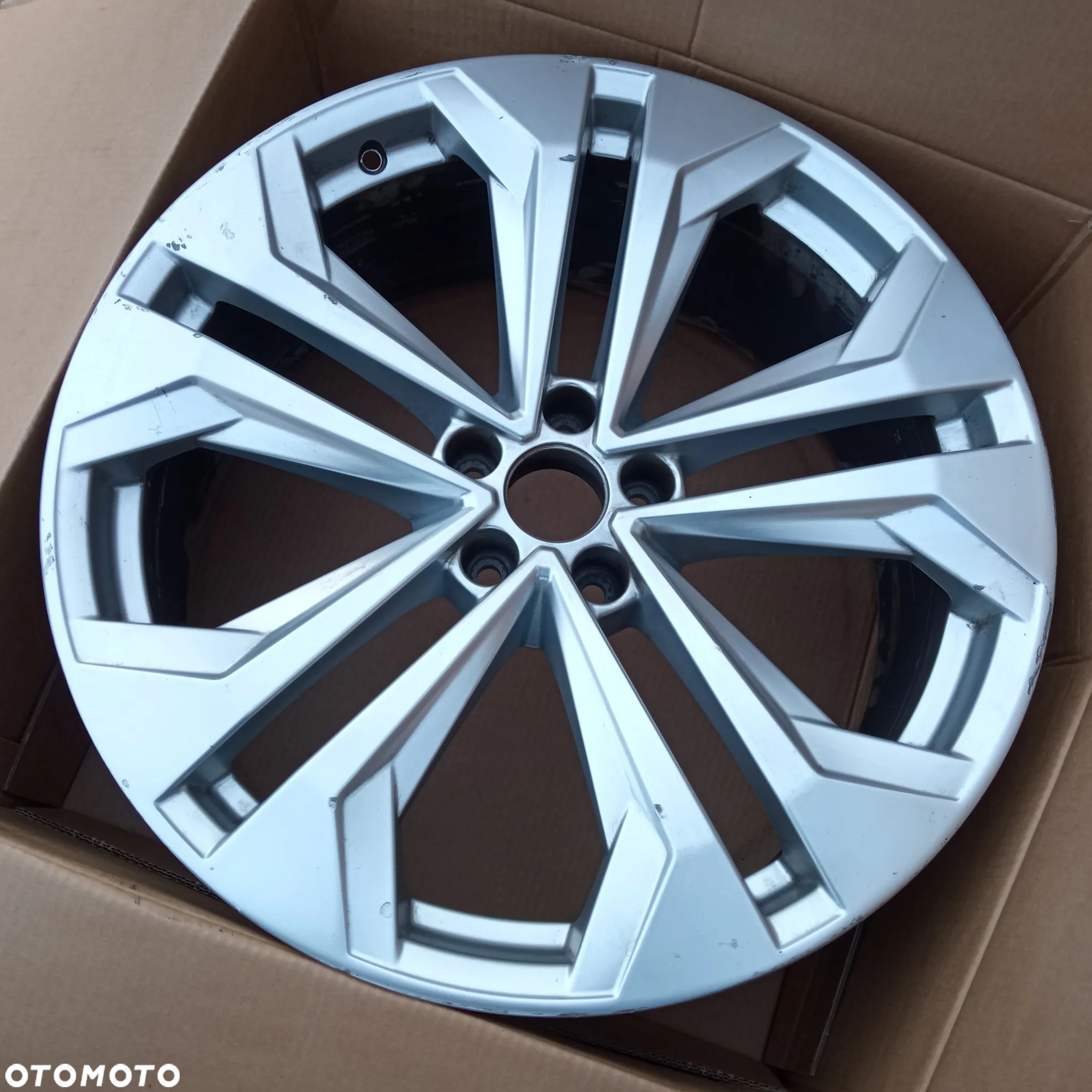 FELGA 21 AUDI A6 C8 4K0 4K9 4K9601025 ALLROAD - 2