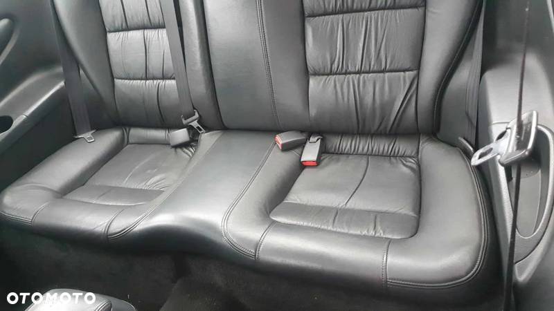 Honda Accord VI 3D  fotele ,kanapa - 9