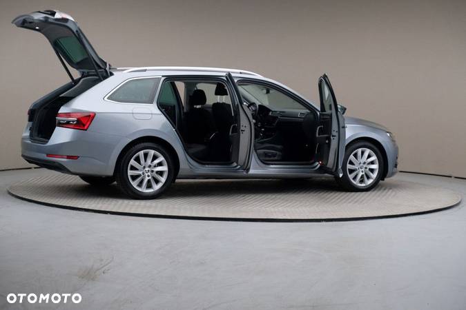 Skoda Superb 2.0 TDI Style DSG - 6