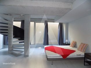 Apartamento T0 duplex moderno em Aveiro