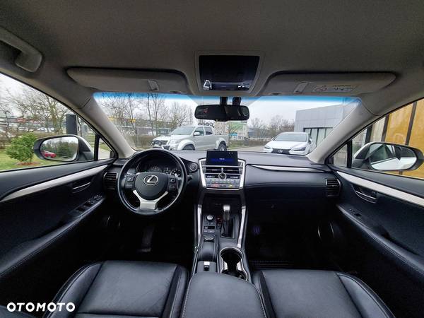 Lexus NX 200t Comfort AWD - 26