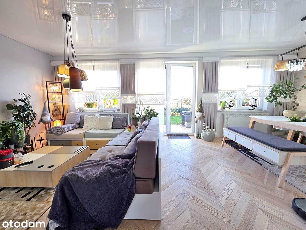 Elegancki, doskonale zaprojektowany dom z 4 sypialniami i garażem - Pełny obrazek: 3/20