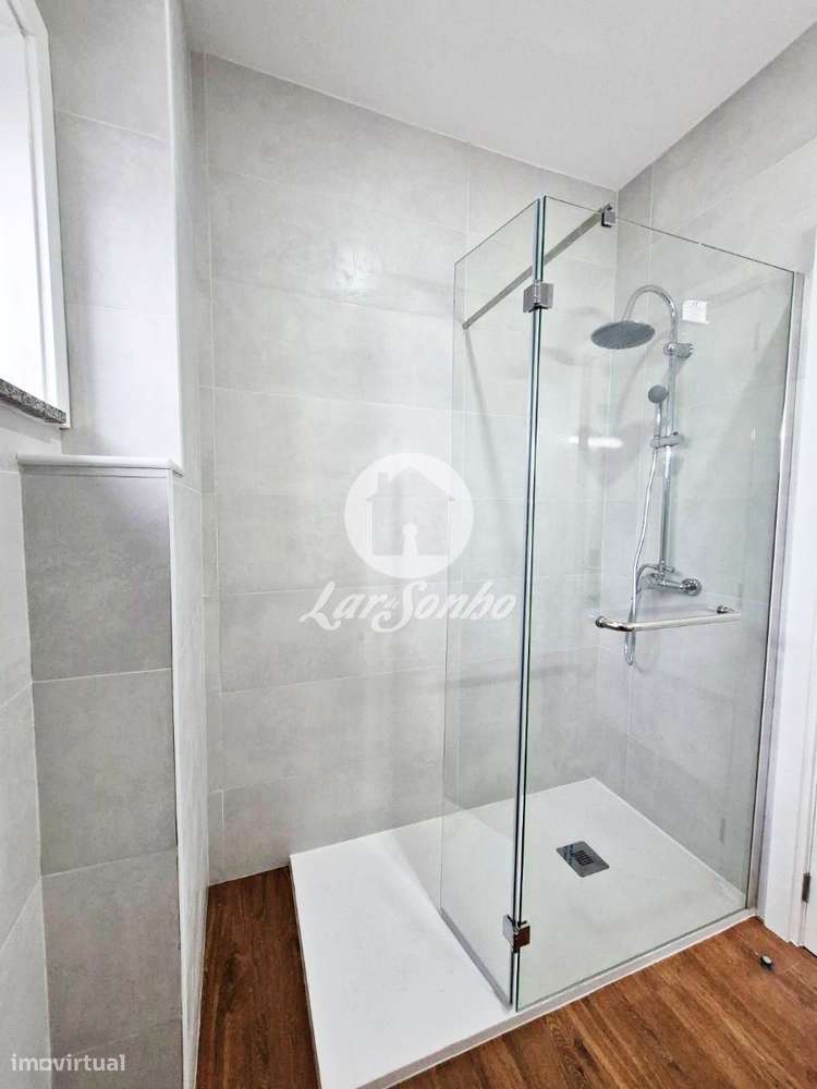 Apartamento T3, totalmente renovado, com Box, Águas Santas, Maia-18