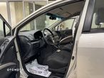 Toyota Corolla Verso 2.2 D-4D DPF Executive - 19