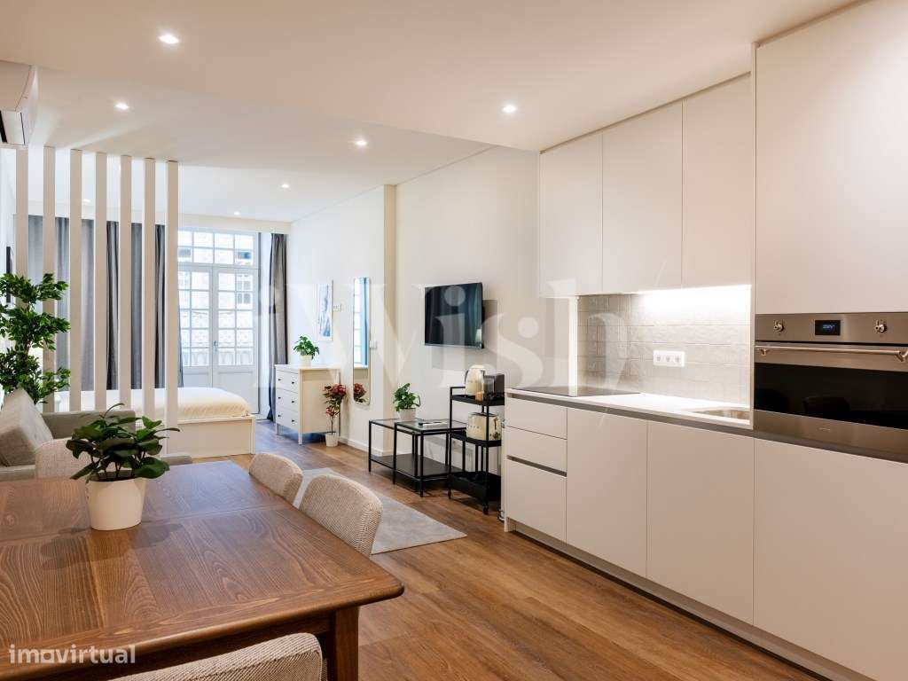 Cathedral Palace - T1+1 Novo com Ar Condicionado no Centro Históric... - Grande imagem: 2/19