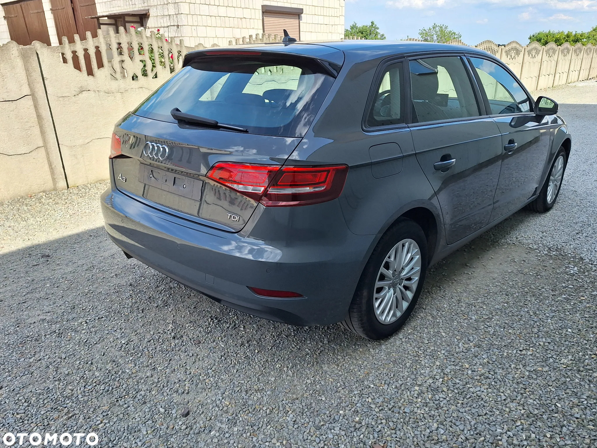 Audi A3 1.6 TDI Sportback - 4