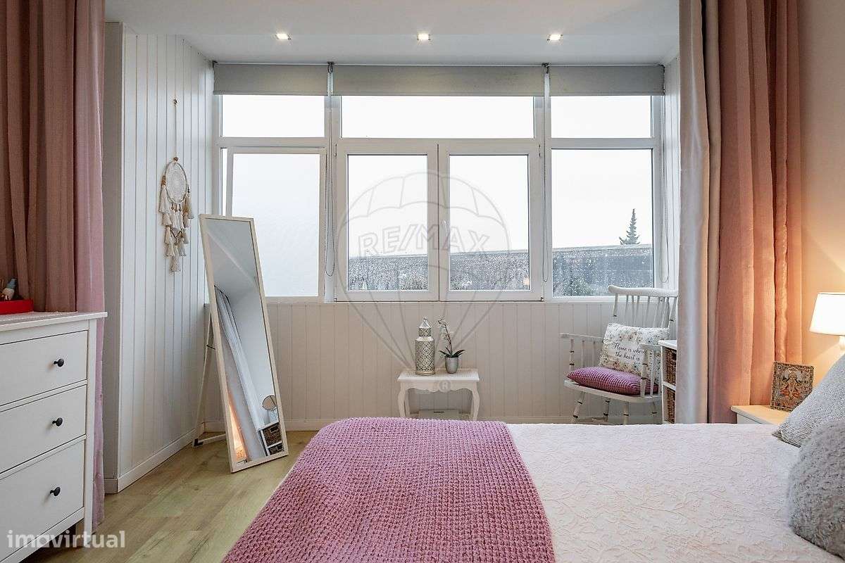 Apartamento T2- Totalmente remodelado-7