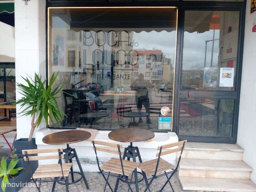 OPORTUNIDADE EXCLUSIVA Trespasse de Restaurante | Centro de Carcavelos-12