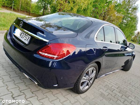 Mercedes-Benz Klasa C 200 4-Matic 9G-TRONIC - 8