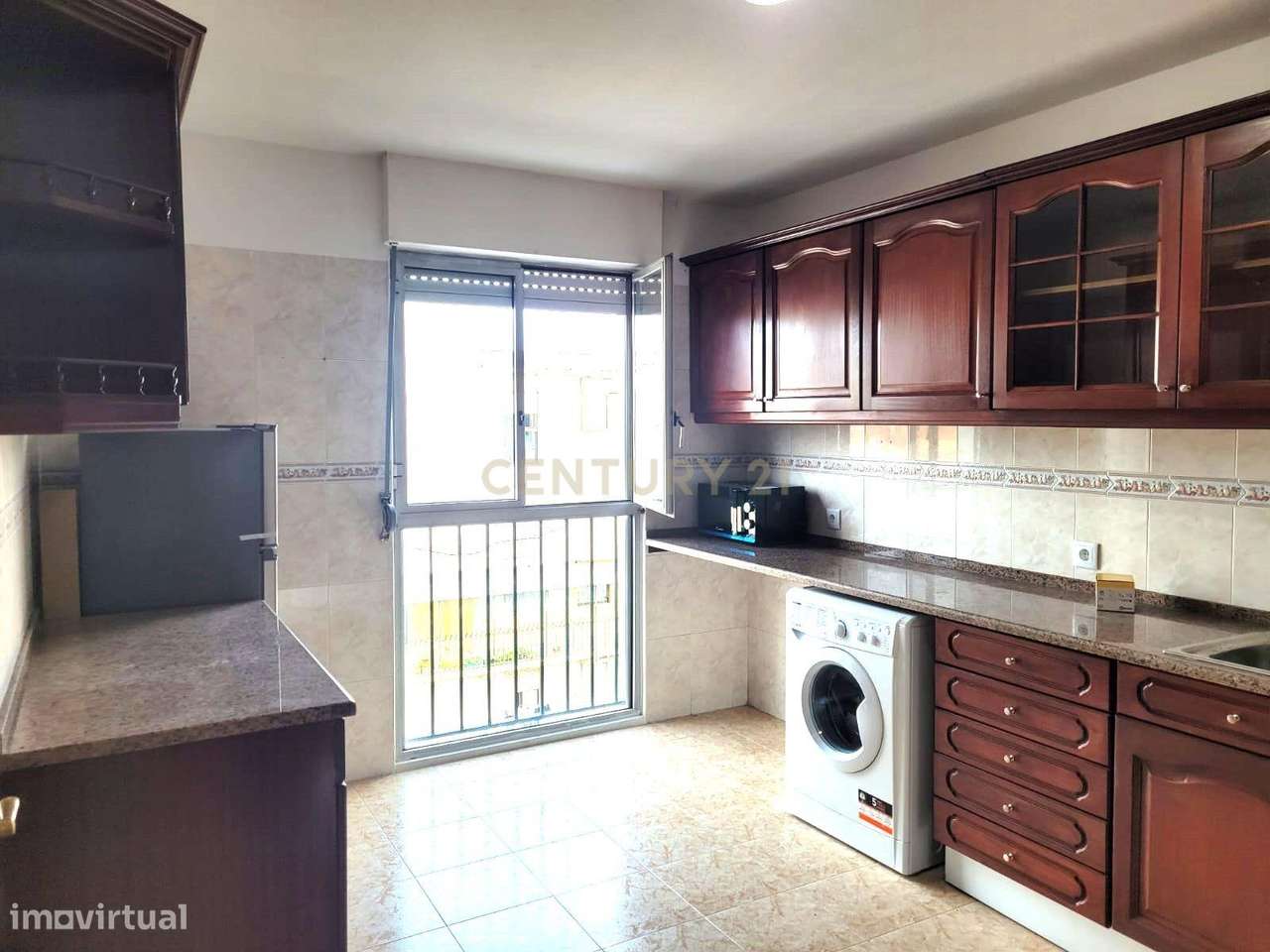 Apartamento T3 em Corroios, Seixal - Oportunidade Única! - Grande imagem: 5/17