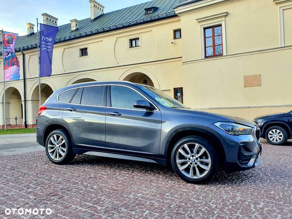 BMW X1 sDrive16d Advantage - 12