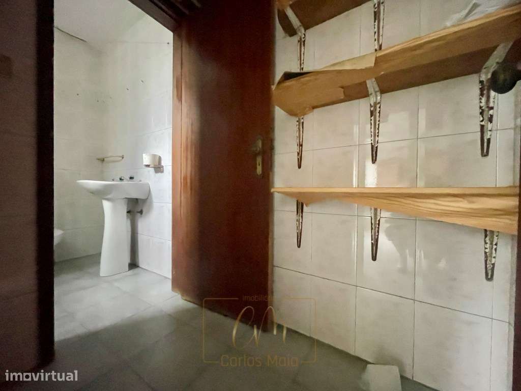 Moradia térrea T2 com logradouro e terraço a 170 metros do mar-11