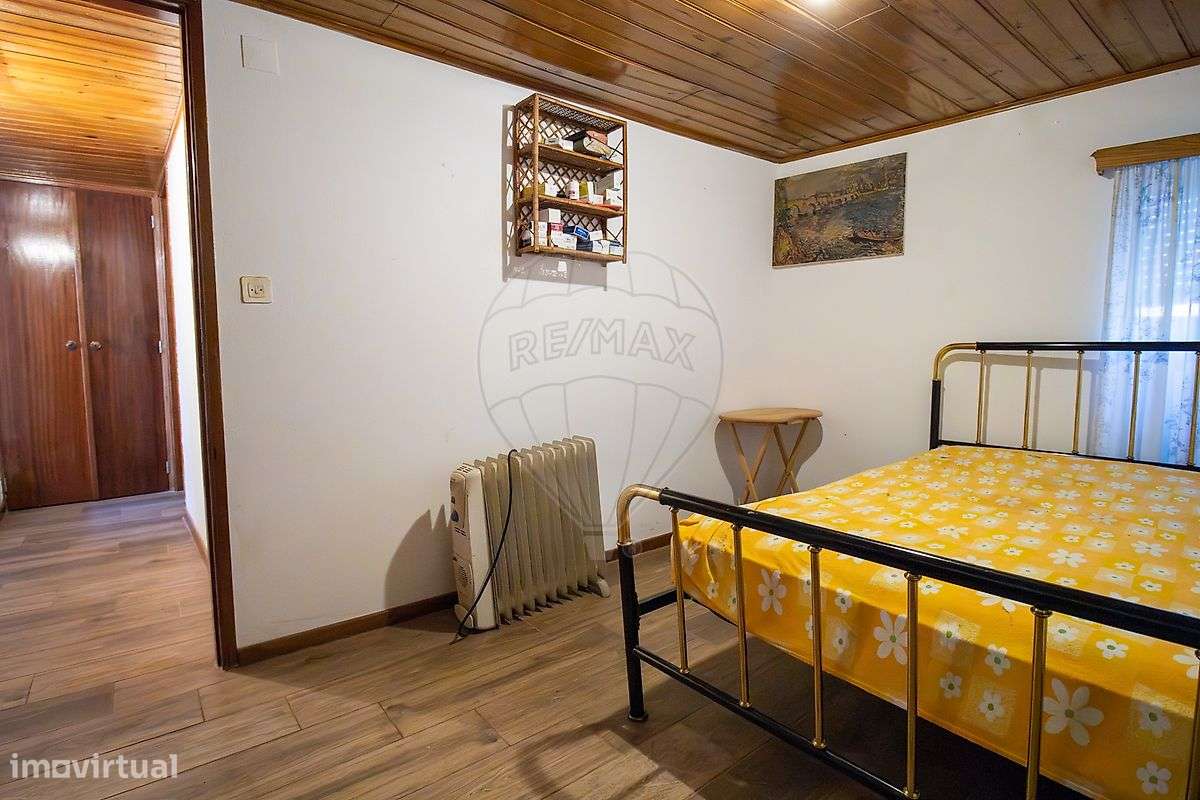 Moradia T2 para venda-9