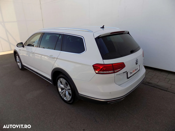 Volkswagen Passat Alltrack 2.0 TDI DSG 4Motion - 3