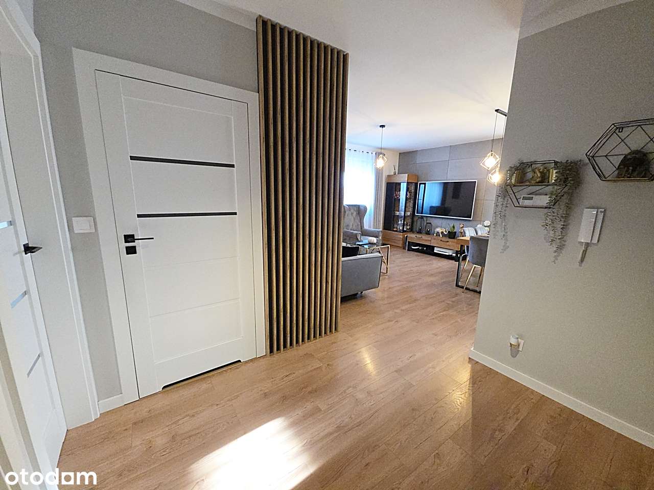 Powierzchnia całkowita 120m2 | Miejsce postojowe | Taras |-13