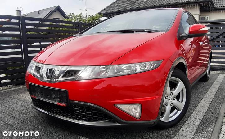 Honda Civic 1.8 Executive - 3