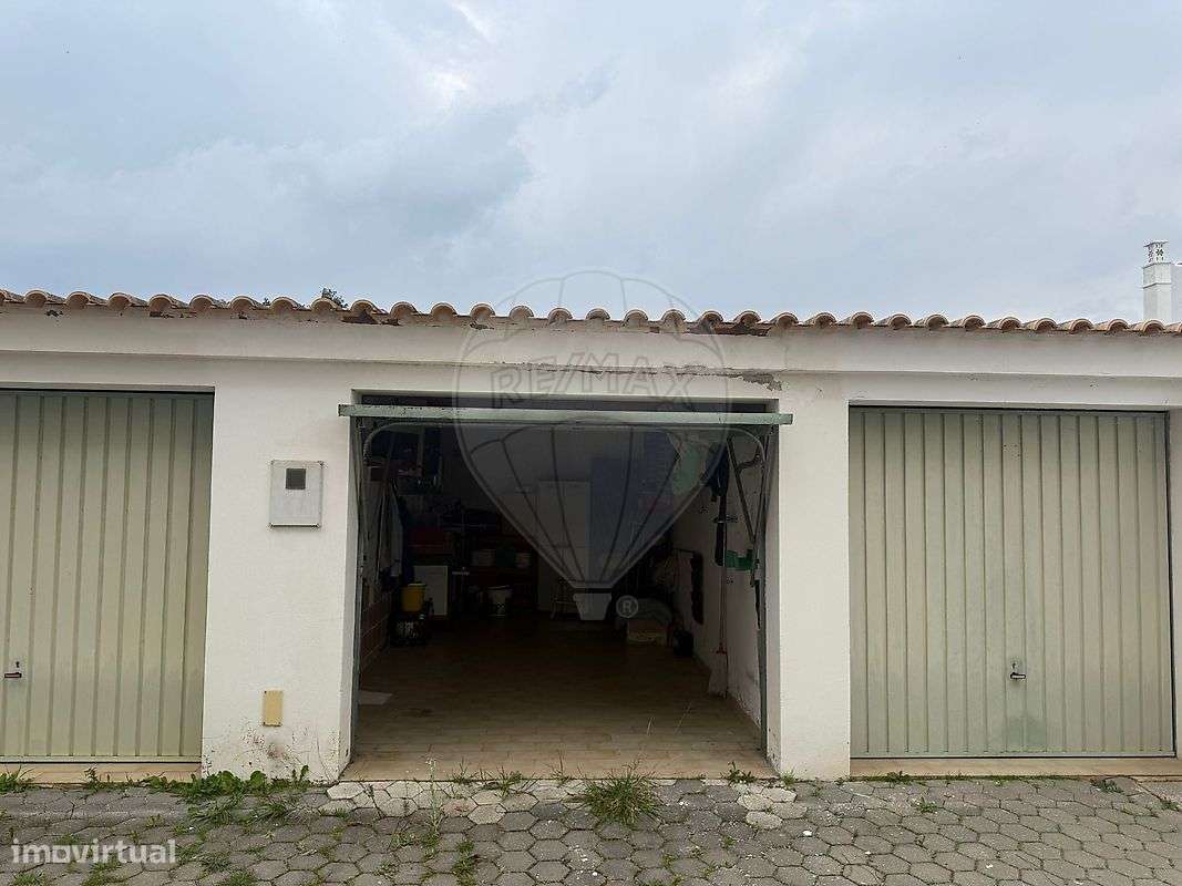 Garagem  para venda - Grande imagem: 2/7