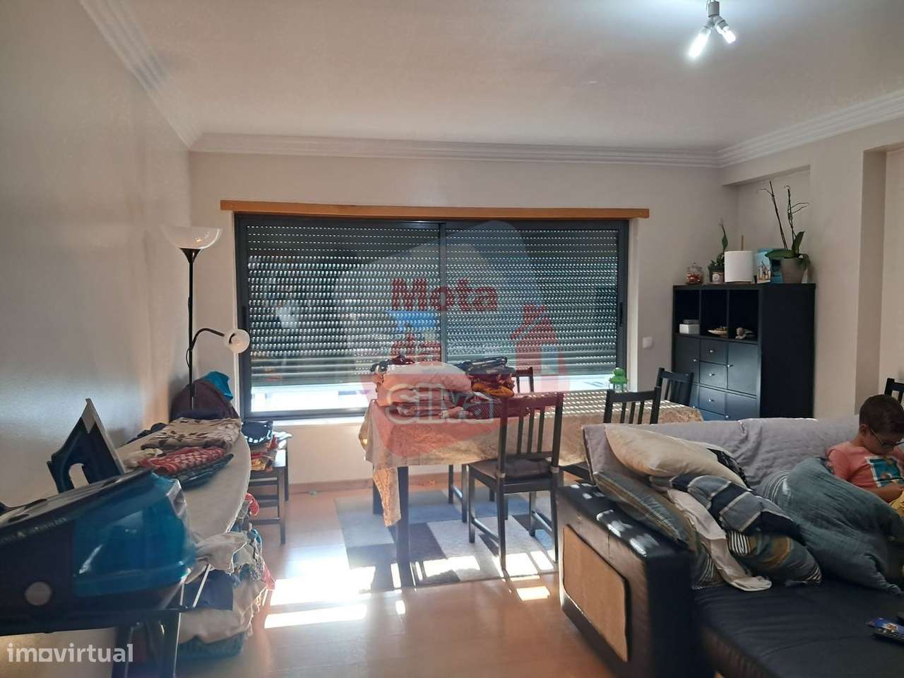 Excelente apartamento T2 em Santo António dos Cavaleiros - Grande imagem: 5/20