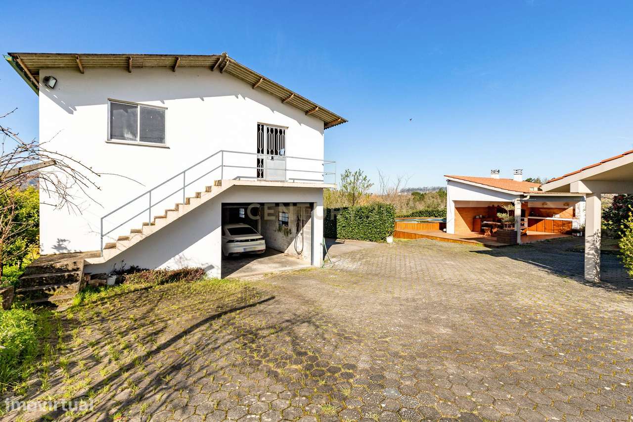 Luxuosa Moradia T 5 com Vista Panorâmica em São Simão de Litém, Pombal-52