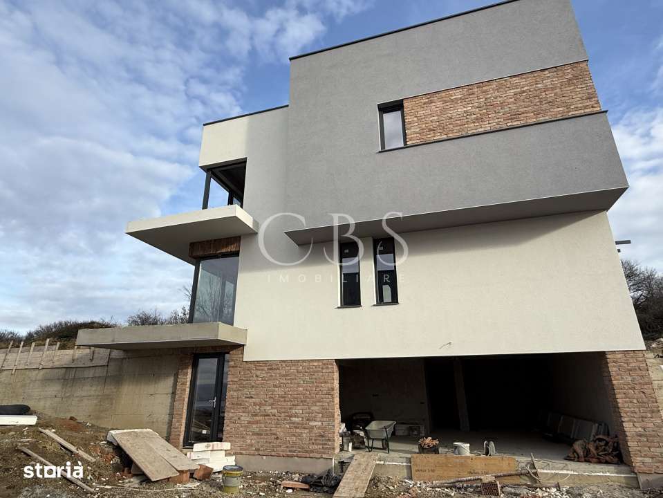 Casa individuala premium de vanzare cu view deosebit in Dezmir 214mp s - Imagine principală: 5/19