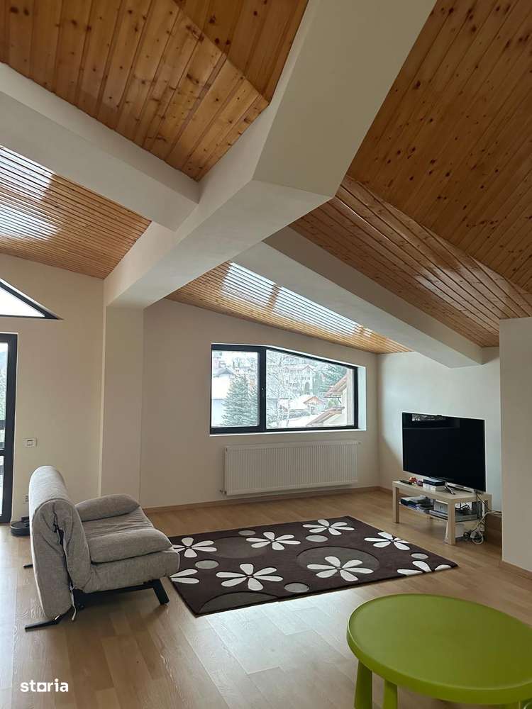 Vilă deosebită cu vedere panoramică la Munții Bucegi – Bușteni, str. C-7