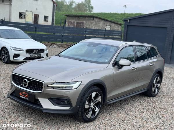 Volvo V60 Cross Country D4 AWD Geartronic Pro - 31