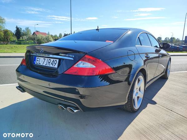 Mercedes-Benz CLS 500 - 12