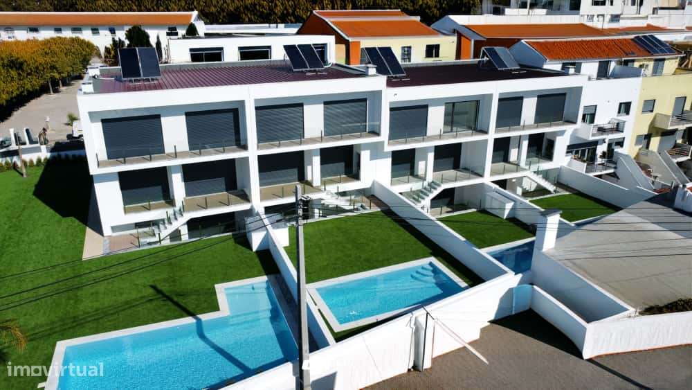 Oferta 1% no Valor de aquisição - Moradia T4 com Piscina e Garagem - Grande imagem: 4/60