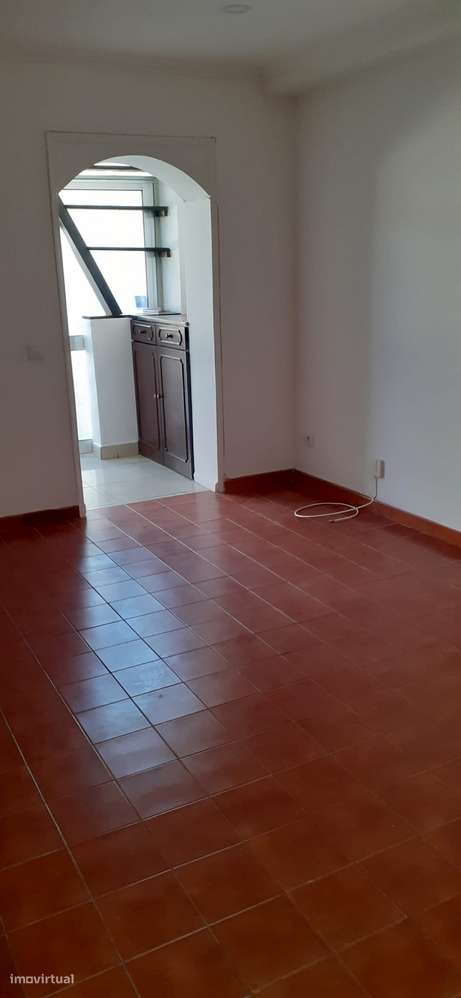 Apartamento T1 Rua da Boavista - Grande imagem: 2/18