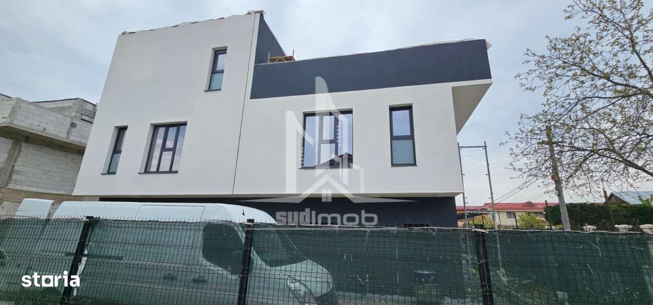 Casa individuala strada Pavlicheni. - Imagine principală: 4/19