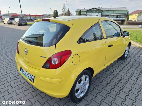 Opel Corsa 1.2 16V Essentia - 13