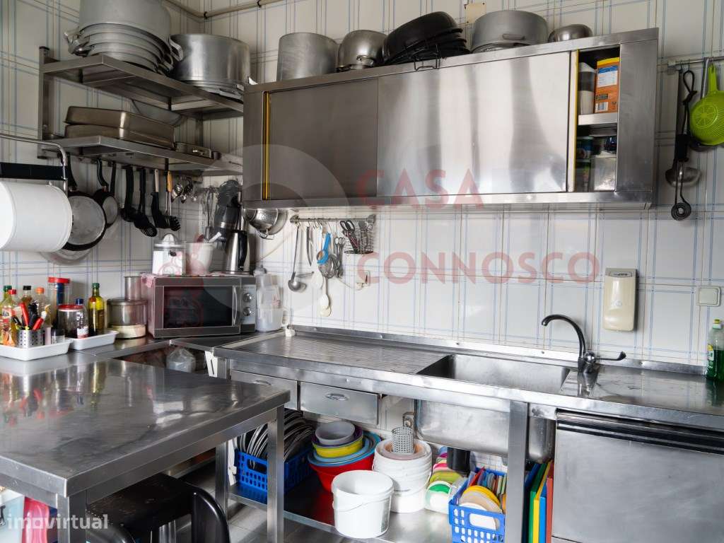 Imóvel Multifuncional com Elevado Potencial de Rentabilidade-14