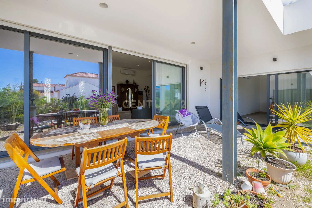 Moradia térrea Isolada com 3 suítes | Cerro Azul | Algarve - Grande imagem: 4/26